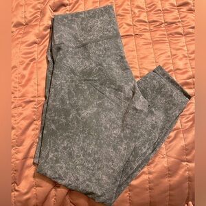 Lululemon leggings - EUC - Sz 14